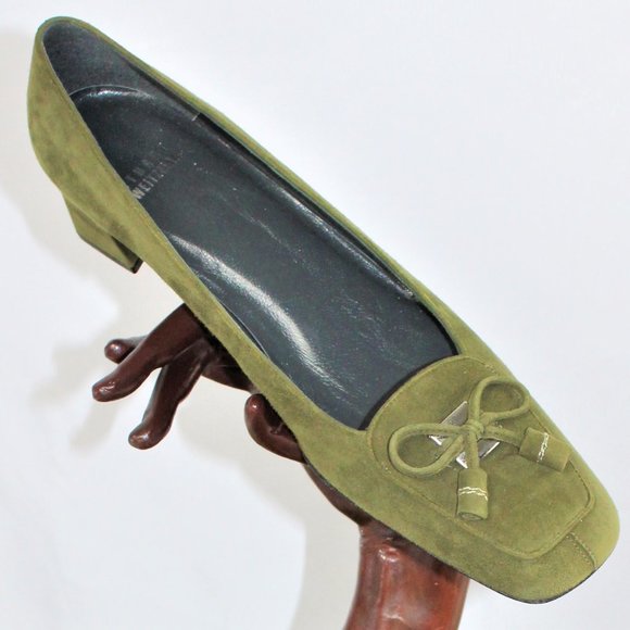 Stuart Weitzman Shoes - Stuart Weitzman Made In Spain Moss Green Suede Leather Low Heel, Size 10